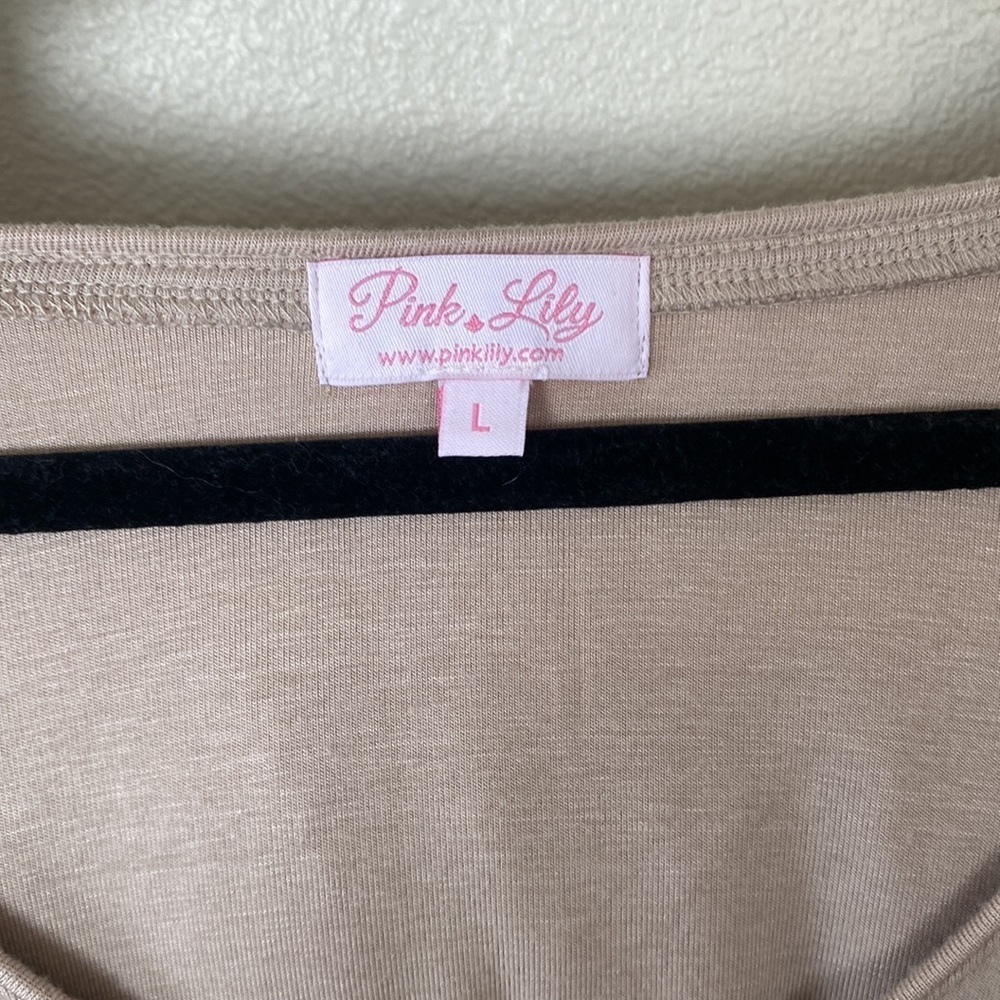 NWOT - Pink Lily Taupe Long Sleeve Shift Dress - Size Large - Picture 5 of 9